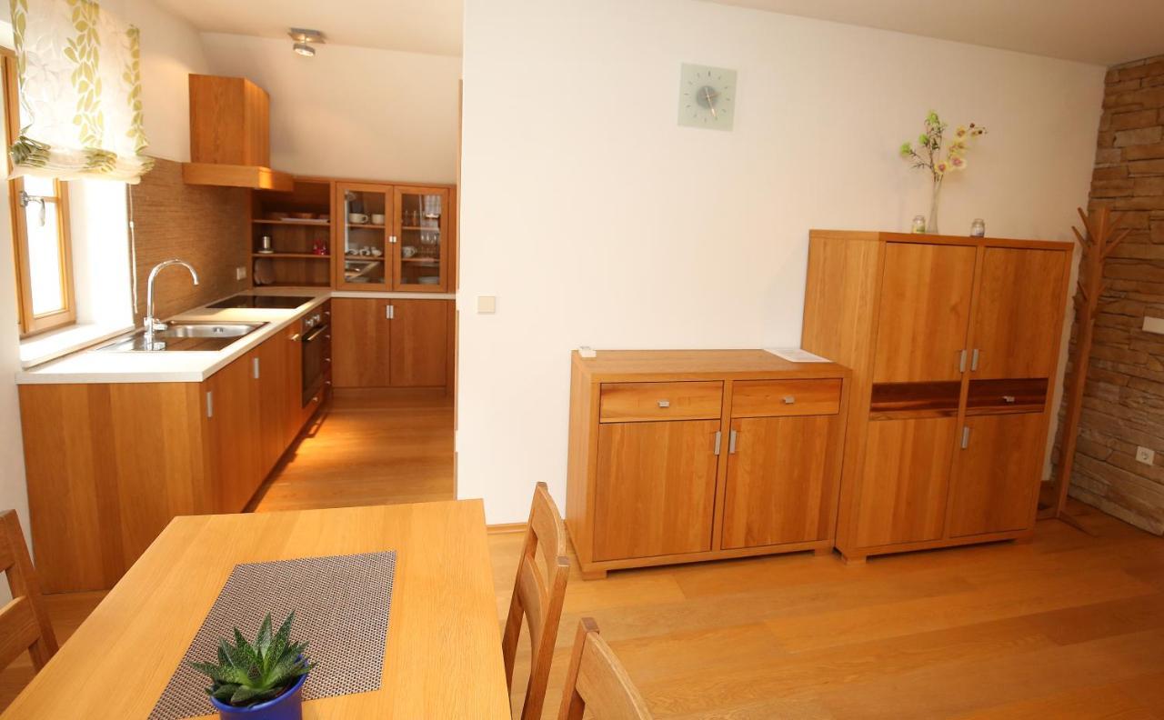 Vrdjan Apartment Cerknica